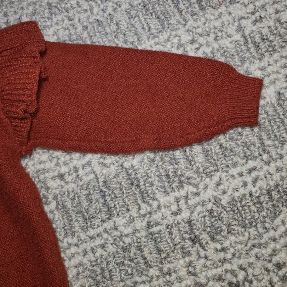 Old Navy Toddler Girl's Mock-Neck Ruffle-Trim Cable Knit Sweater - Picture 7 of 8